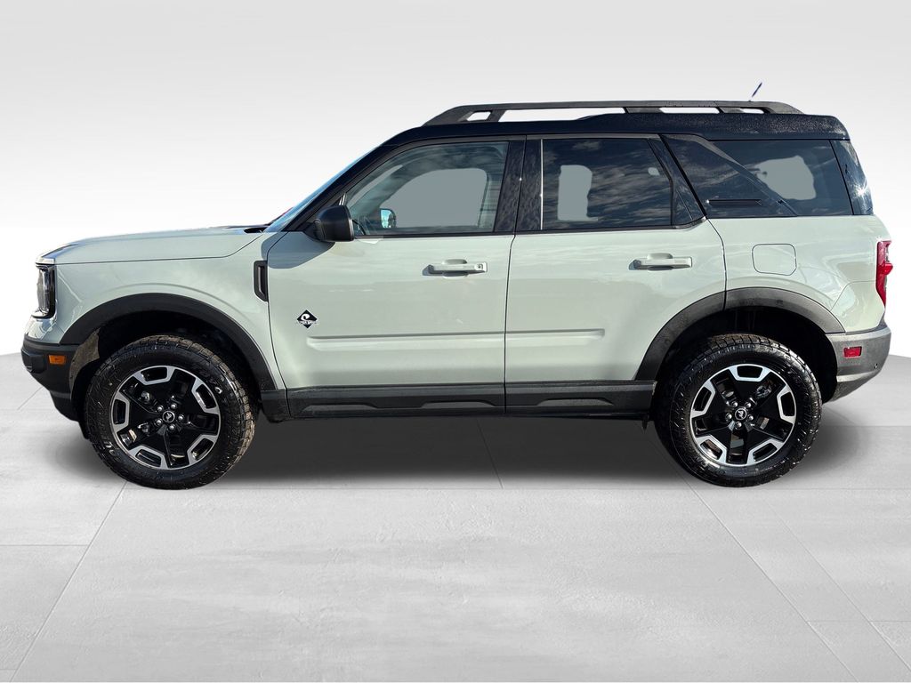 2024 Ford Bronco Sport Outer Banks photo 2