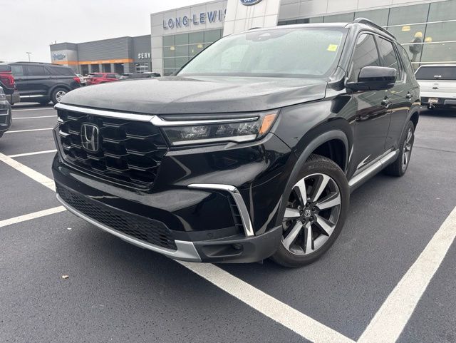 2023 Honda Pilot Elite AWD's photo