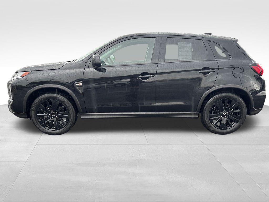 2025 Mitsubishi Outlander Sport ES photo 2