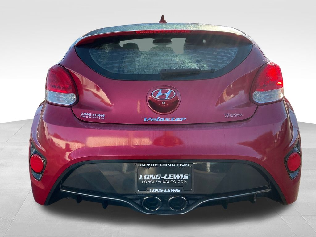 2016 Hyundai Veloster Turbo photo 4