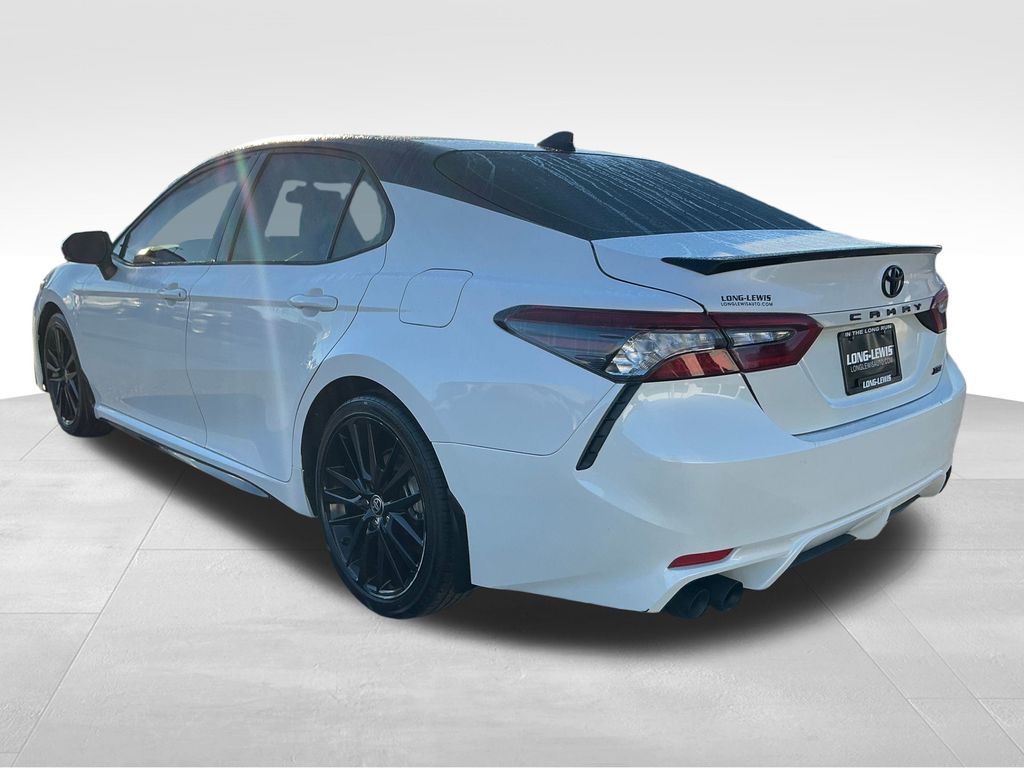 2021 Toyota Camry XSE photo 3
