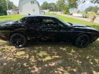 2016 Dodge Challenger SXT Plus's photo