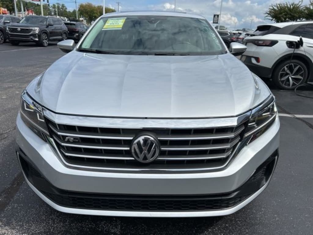 Used 2020 Volkswagen Passat 2.0T R-Line Sedan