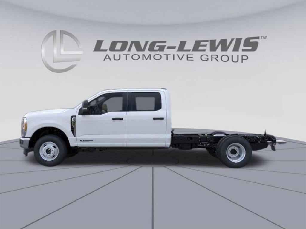 New 2026 Ford F-350SD XL Chassis