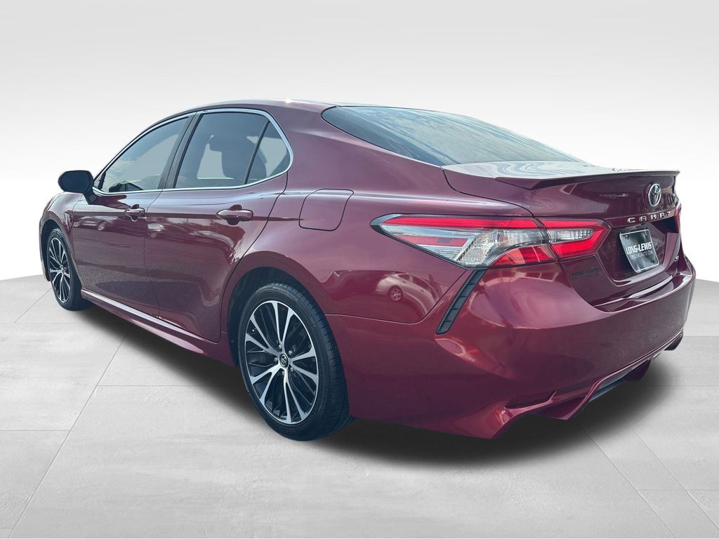 2018 Toyota Camry L photo 3