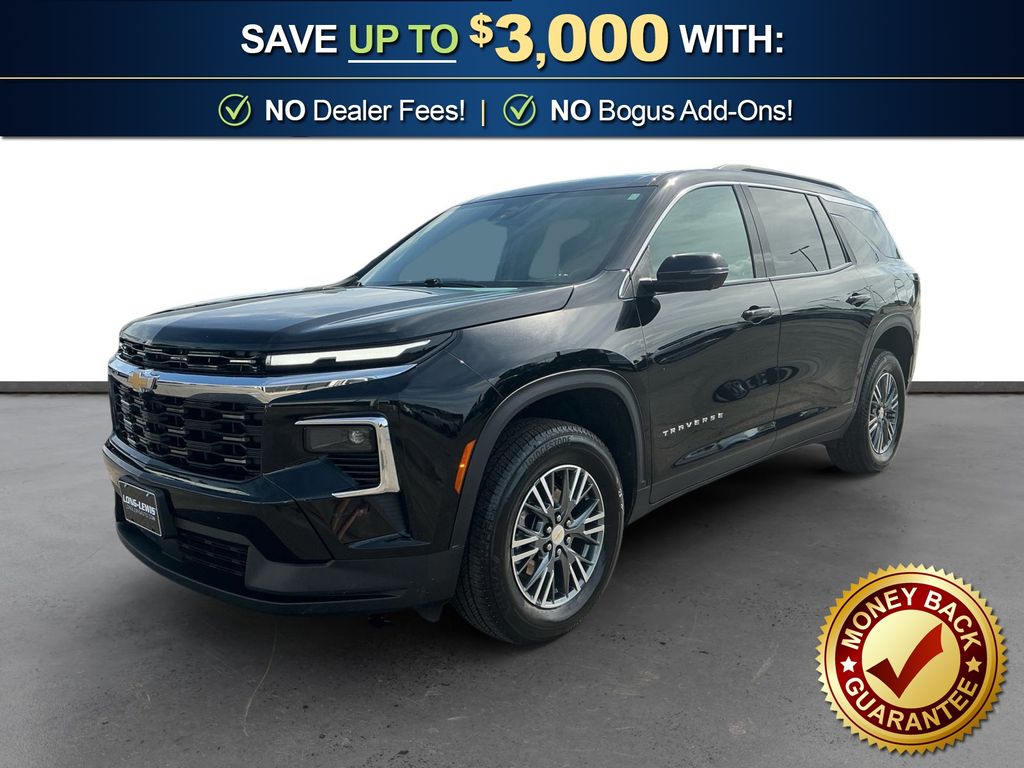 2024 Chevrolet Traverse FWD LT's photo