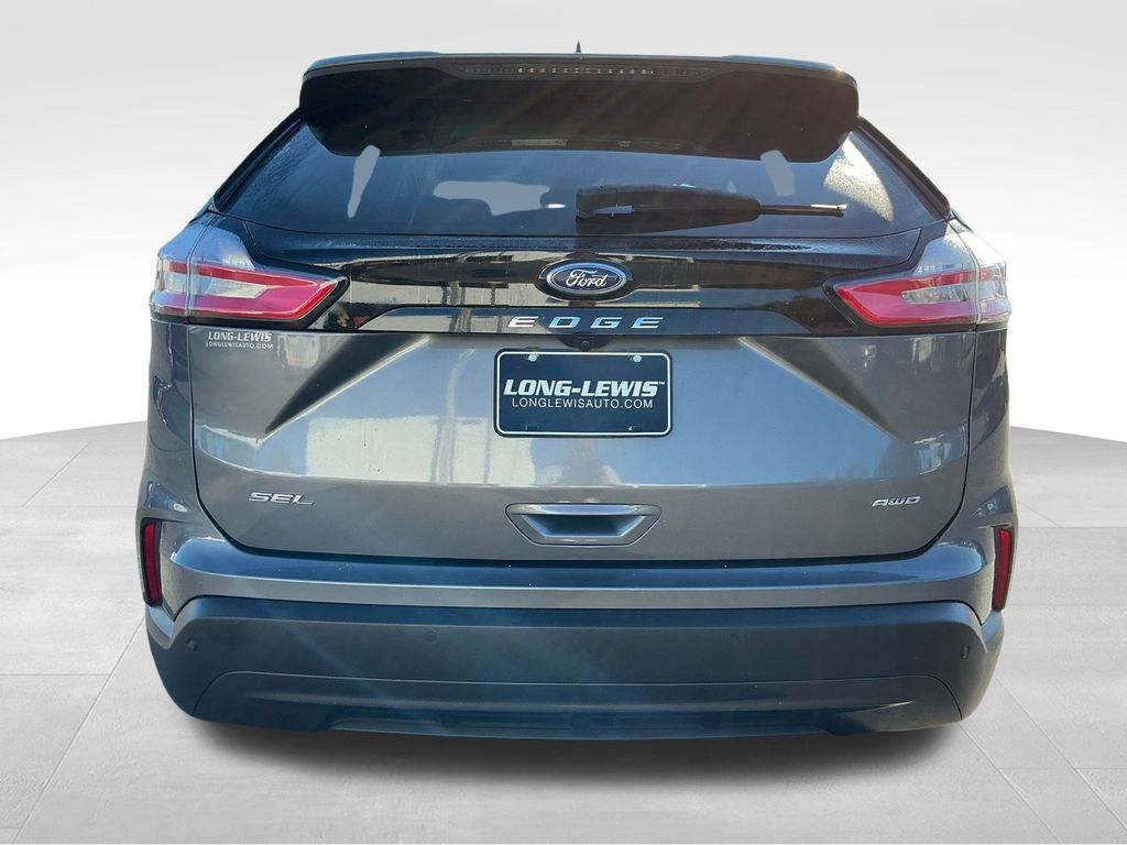 2023 Ford Edge SEL photo 4