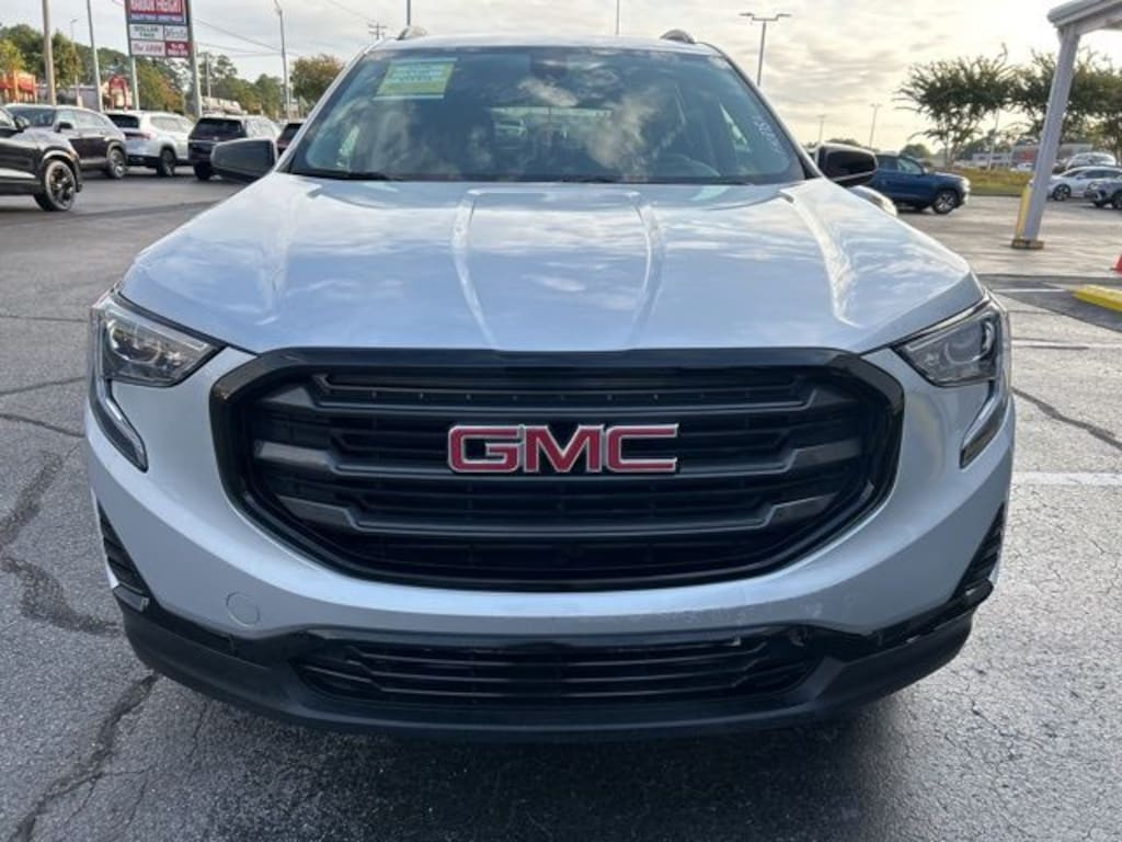 Used 2021 GMC Terrain SLE SUV