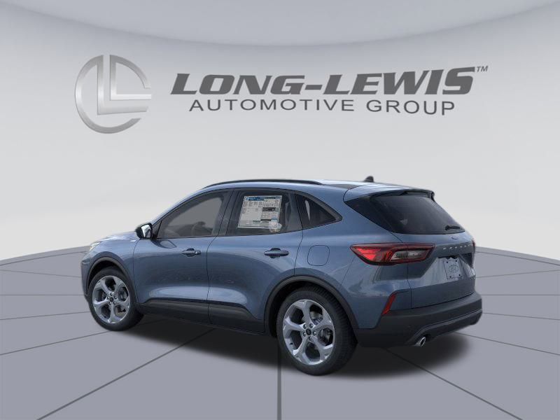 2025 Ford Escape Hybrid ST-Line photo 4