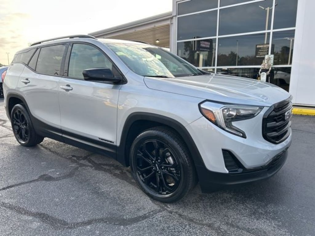 Used 2021 GMC Terrain SLE SUV