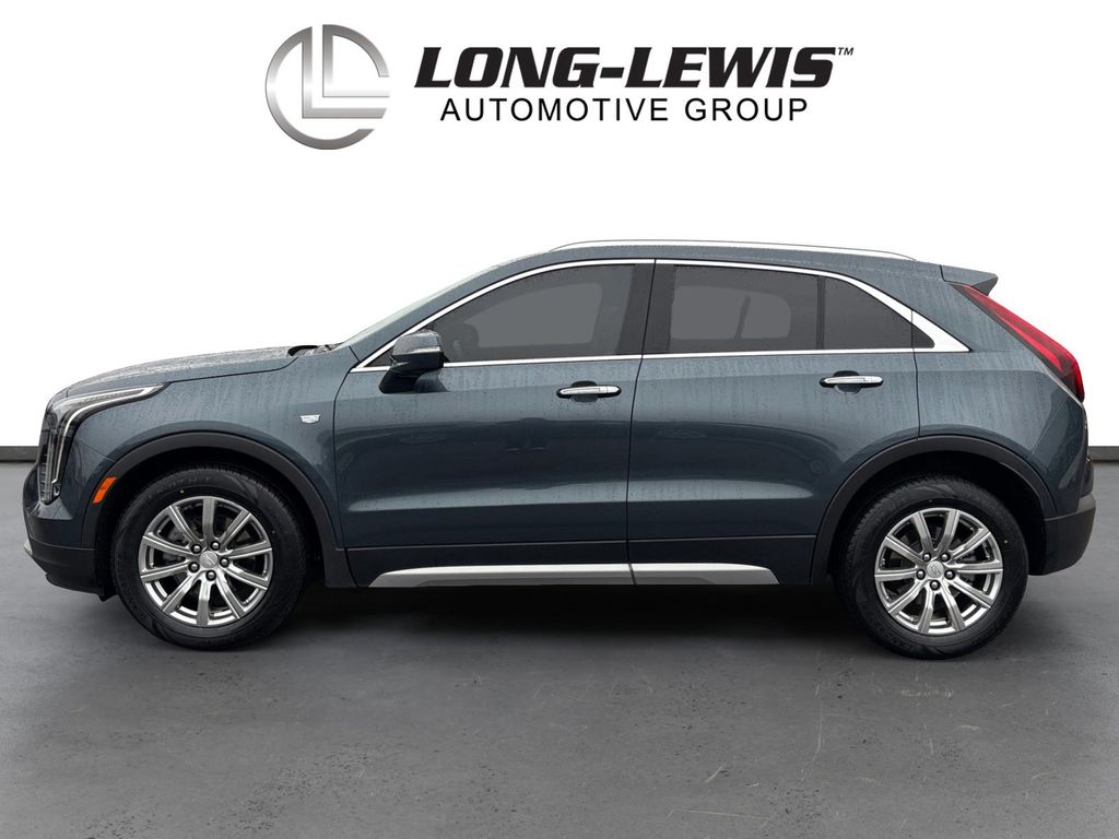 2021 Cadillac XT4 Premium Luxury photo 2