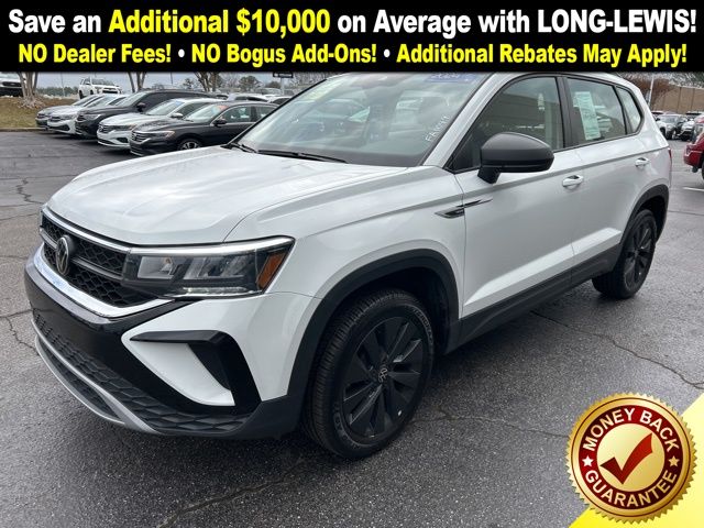 2024 Volkswagen Taos S's photo