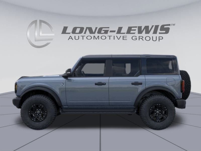 2025 Ford Bronco Outer Banks photo 2