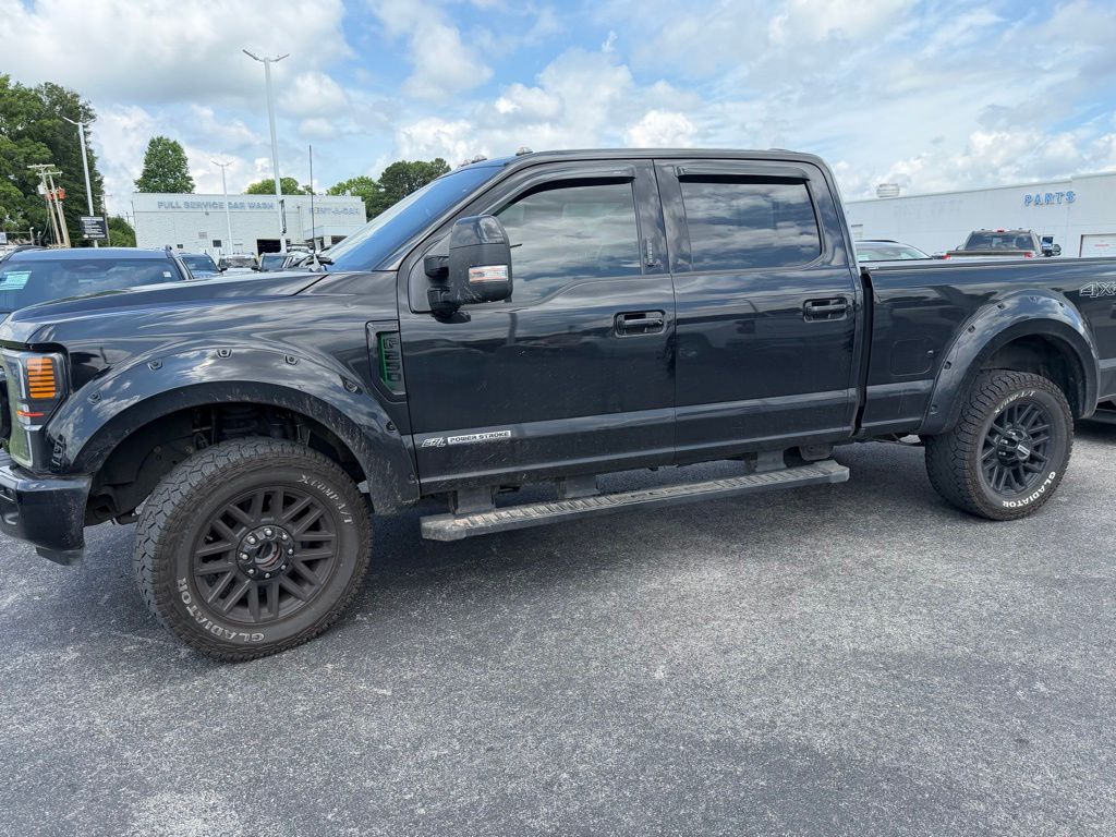 2022 Ford F-250 Lariat 4x4 Crew Cab 6-3/4' Box's photo