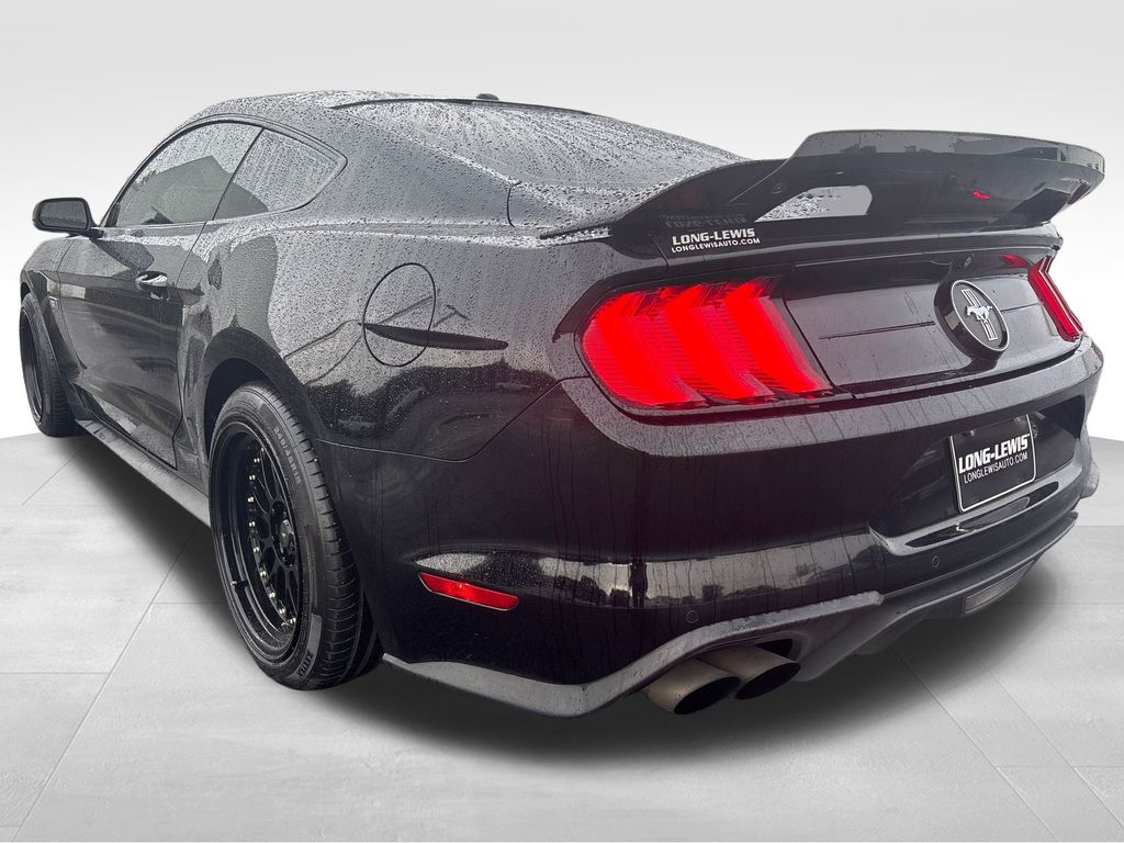 2020 Ford Mustang EcoBoost Premium photo 3