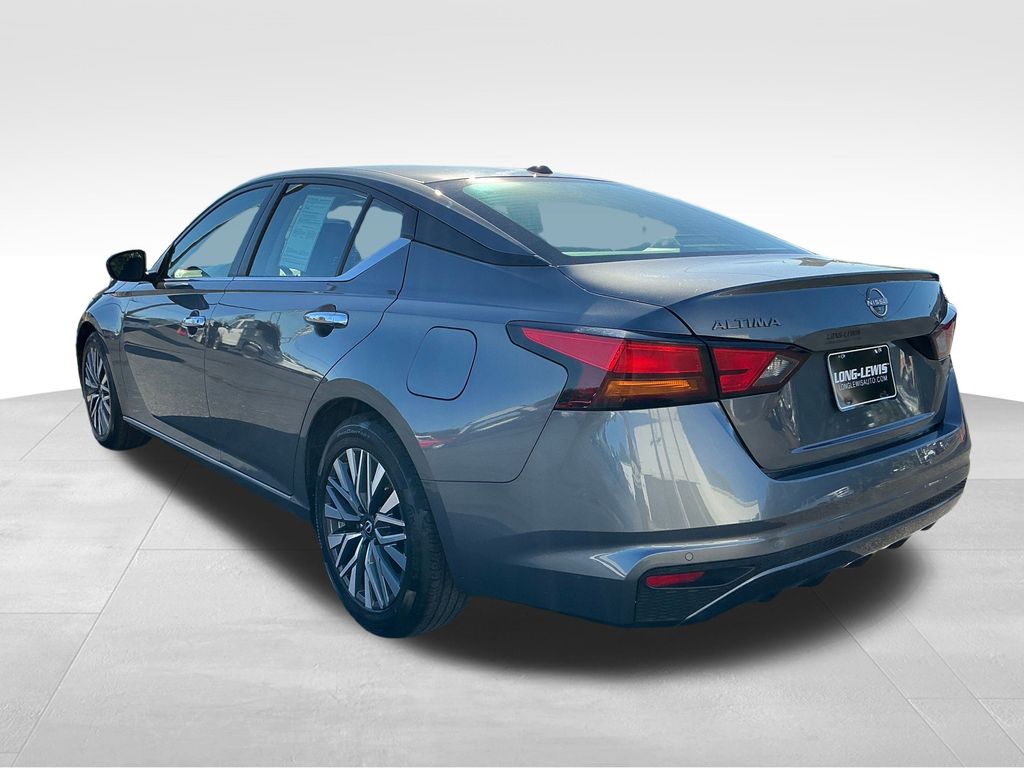 2024 Nissan Altima 2.5 SV photo 3