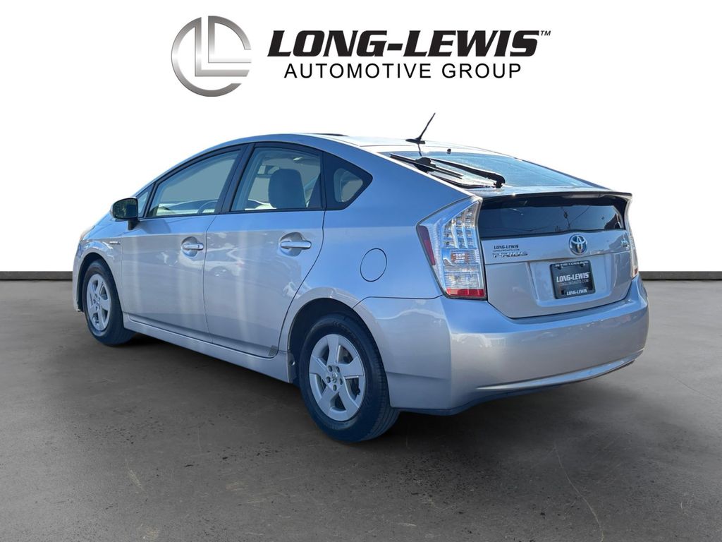 2011 Toyota Prius photo 3