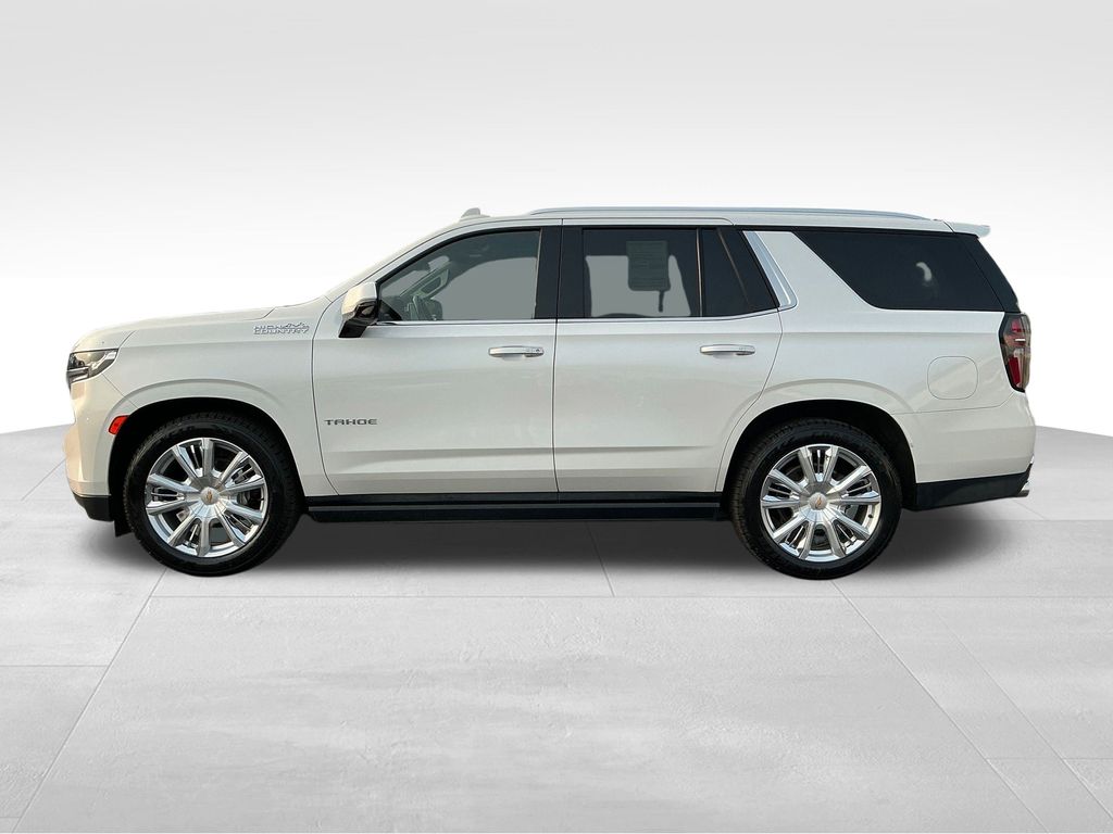 2022 Chevrolet Tahoe High Country photo 2