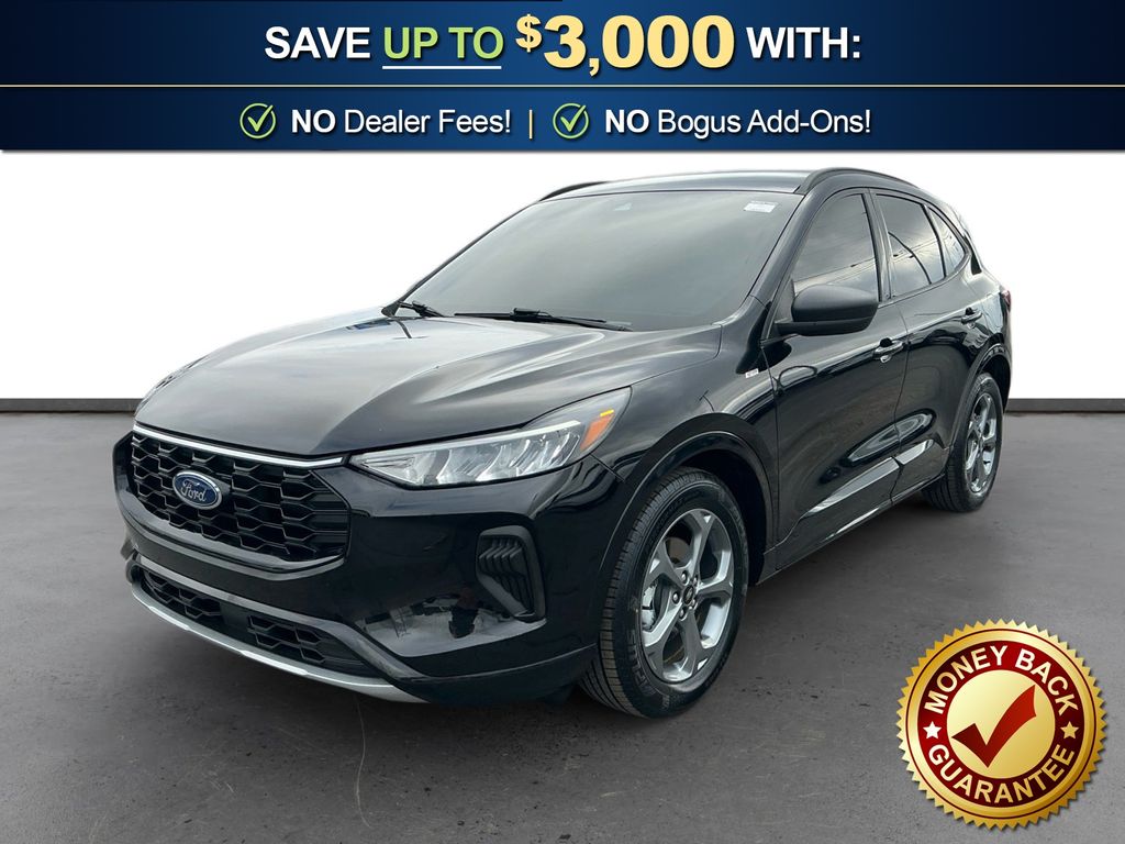 2023 Ford Escape ST-Line FWD's photo