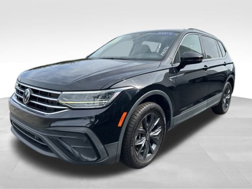 Certified 2022 Volkswagen Tiguan 2.0T SE SUV