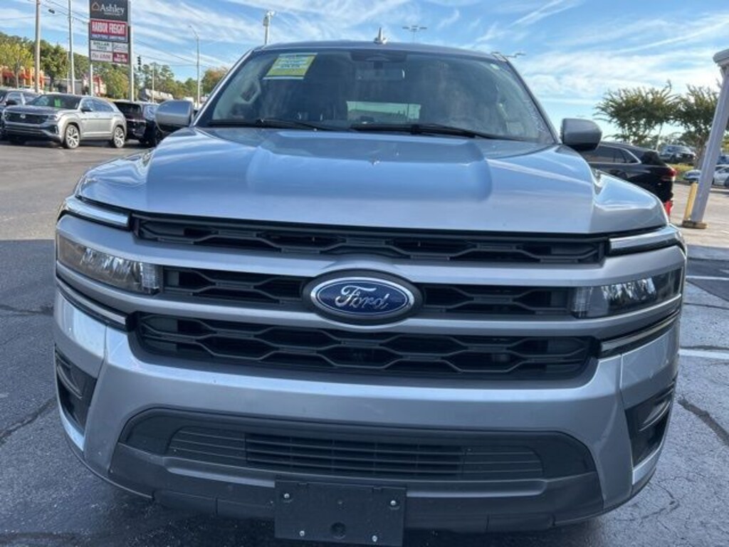 Used 2022 Ford Expedition Max XLT SUV