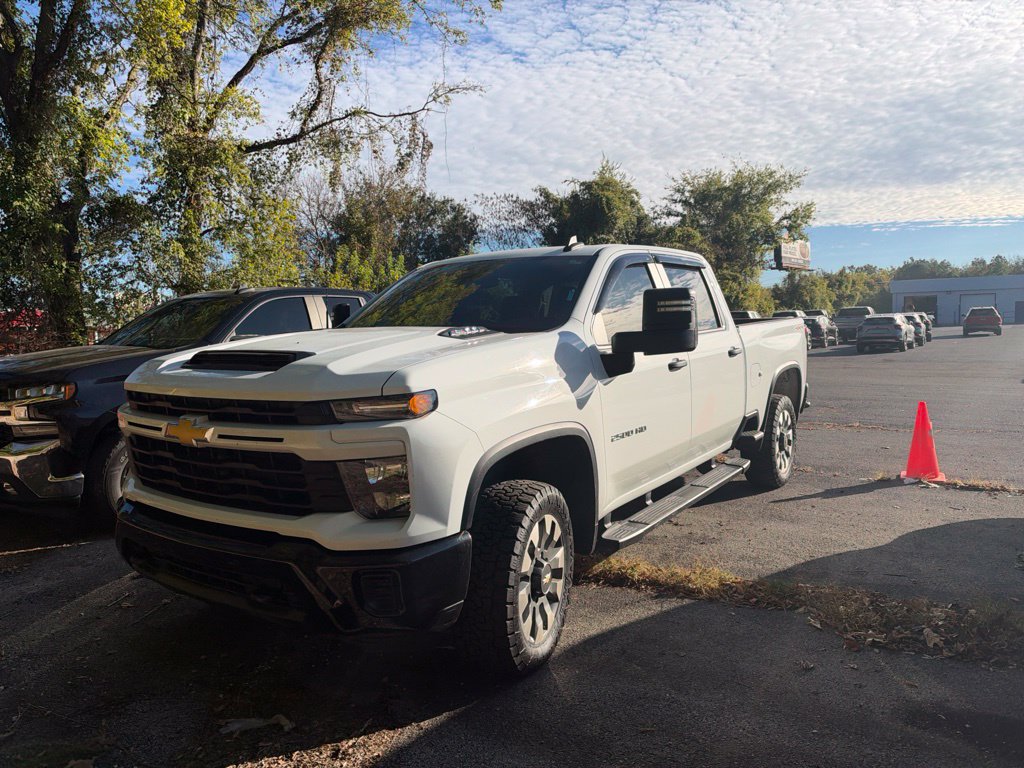 2026 Chevrolet Silverado 2500HD Custom