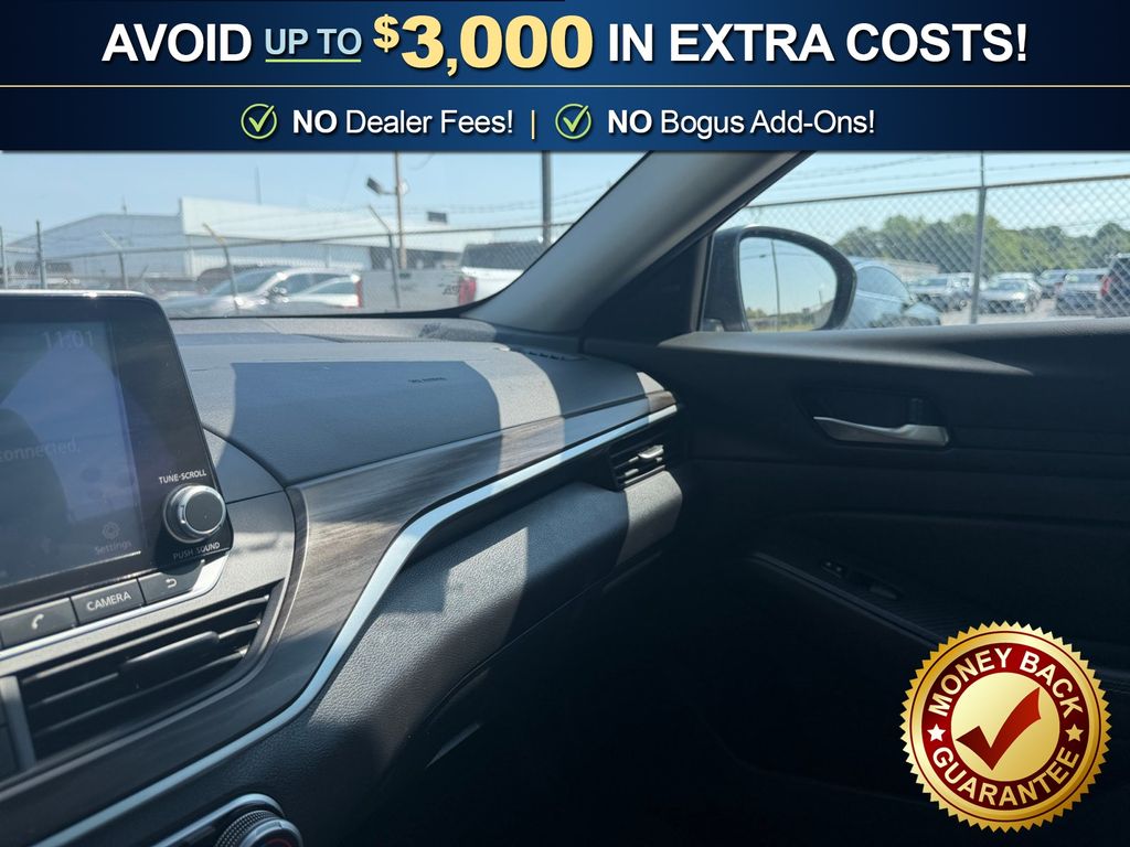 2025 Nissan Altima SV - Photo 28