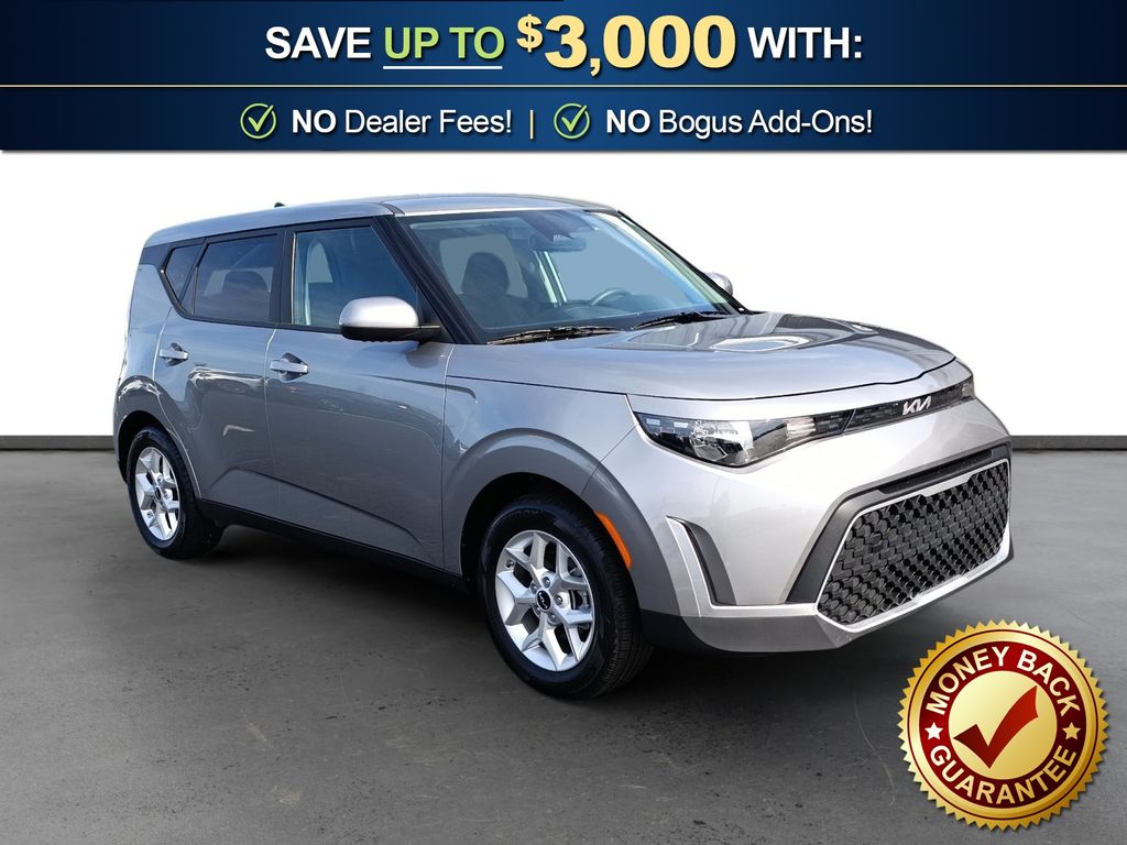 2025 Kia Soul LX - Photo 10