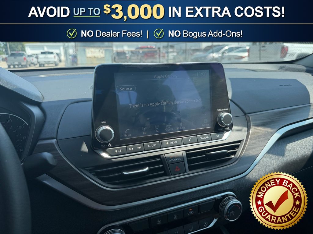 2025 Nissan Altima SV - Photo 25