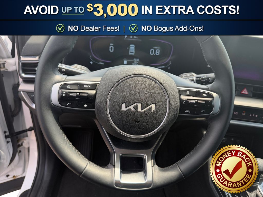 2025 Kia Sportage EX - Photo 18