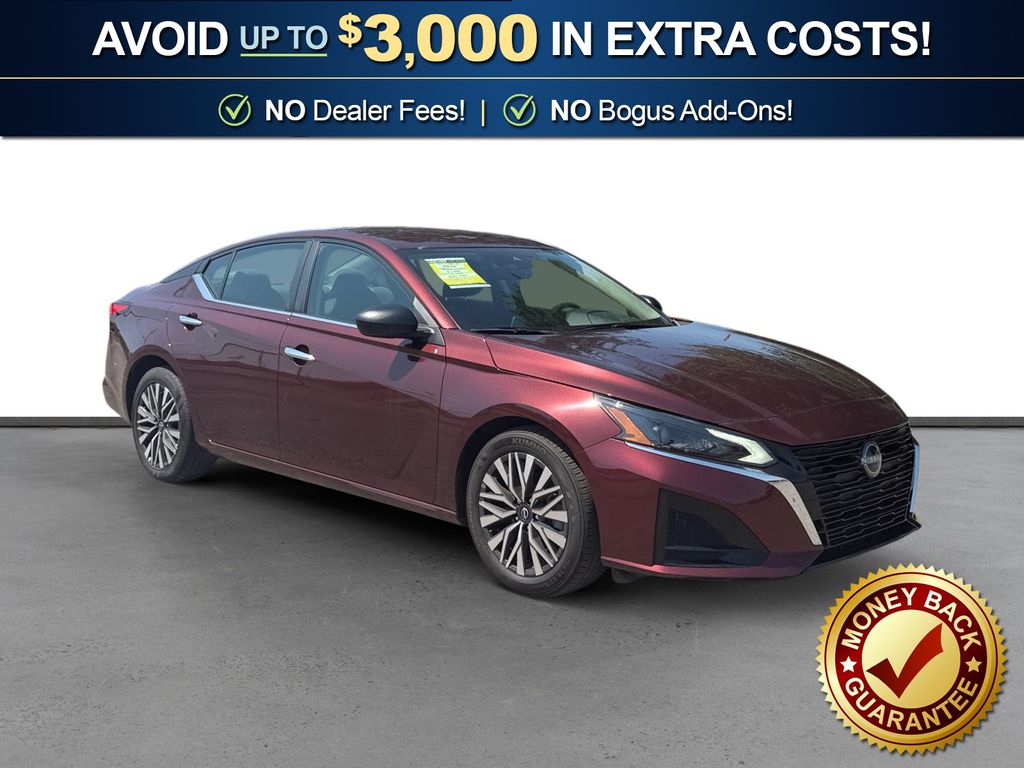 2025 Nissan Altima SV - Photo 9