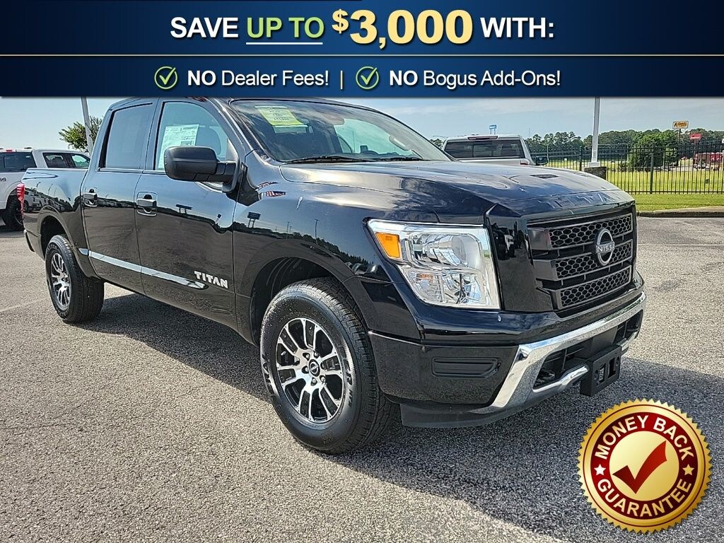 Used 2024 Nissan Titan SV Truck Crew Cab