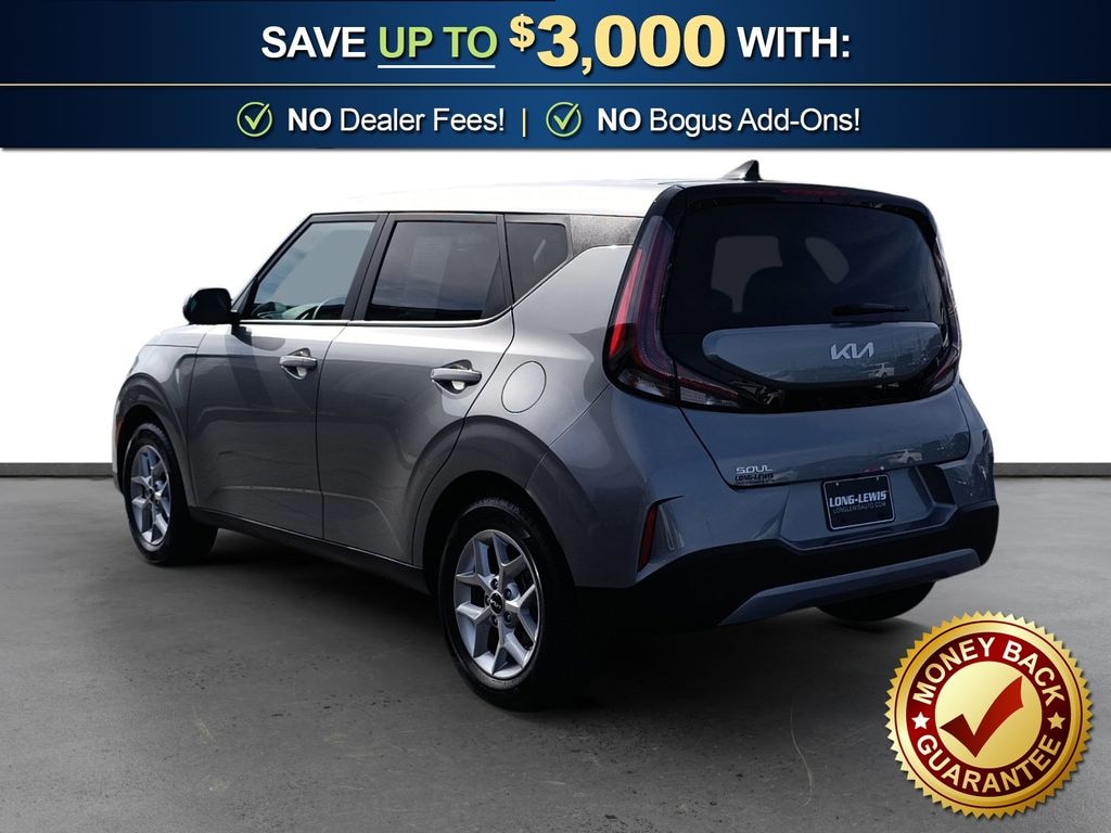 Used 2025 Kia Soul LX Hatchback