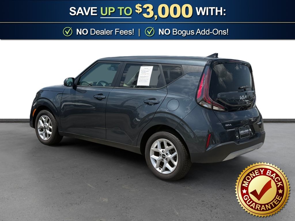 Used 2023 Kia Soul LX Hatchback