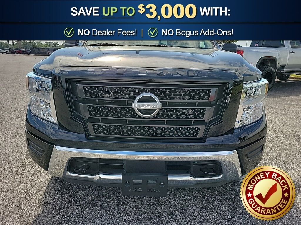 Used 2024 Nissan Titan SV Truck Crew Cab