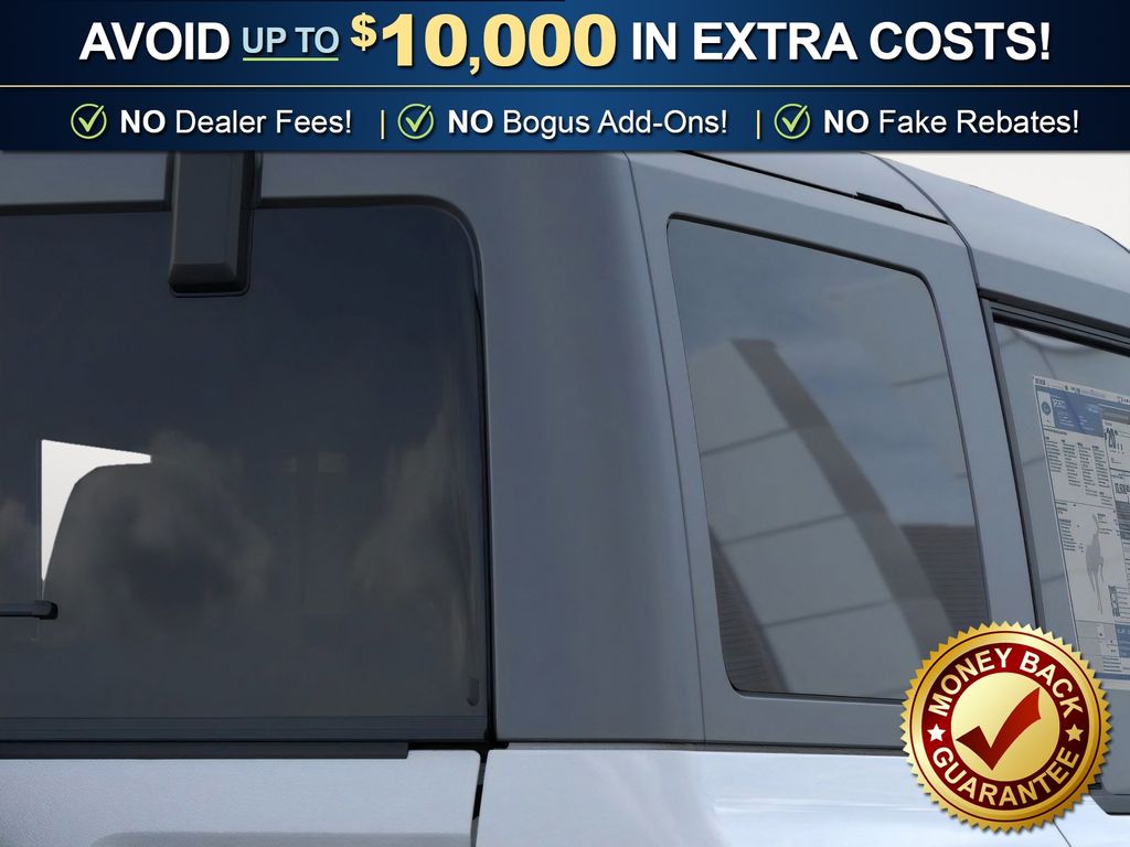 2025 Ford Bronco 4-Door Base - Photo 30