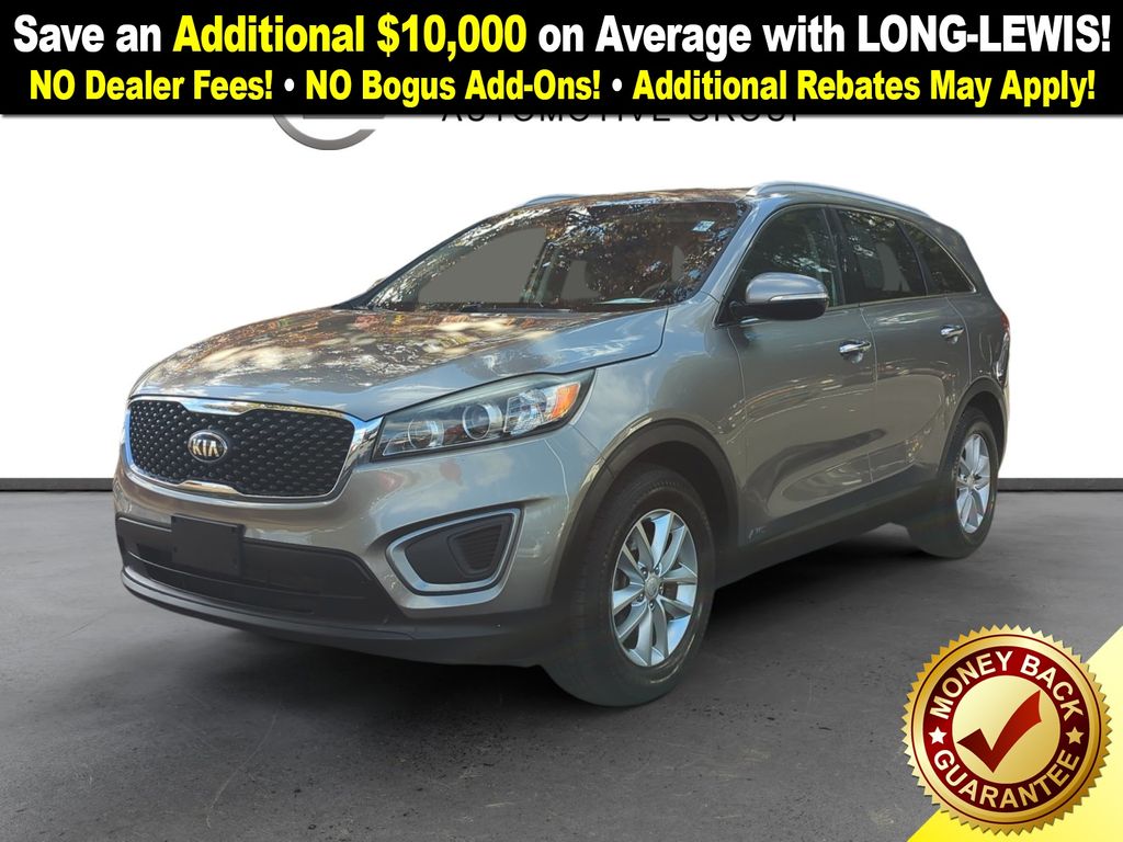 2016 Kia Sorento LX's photo