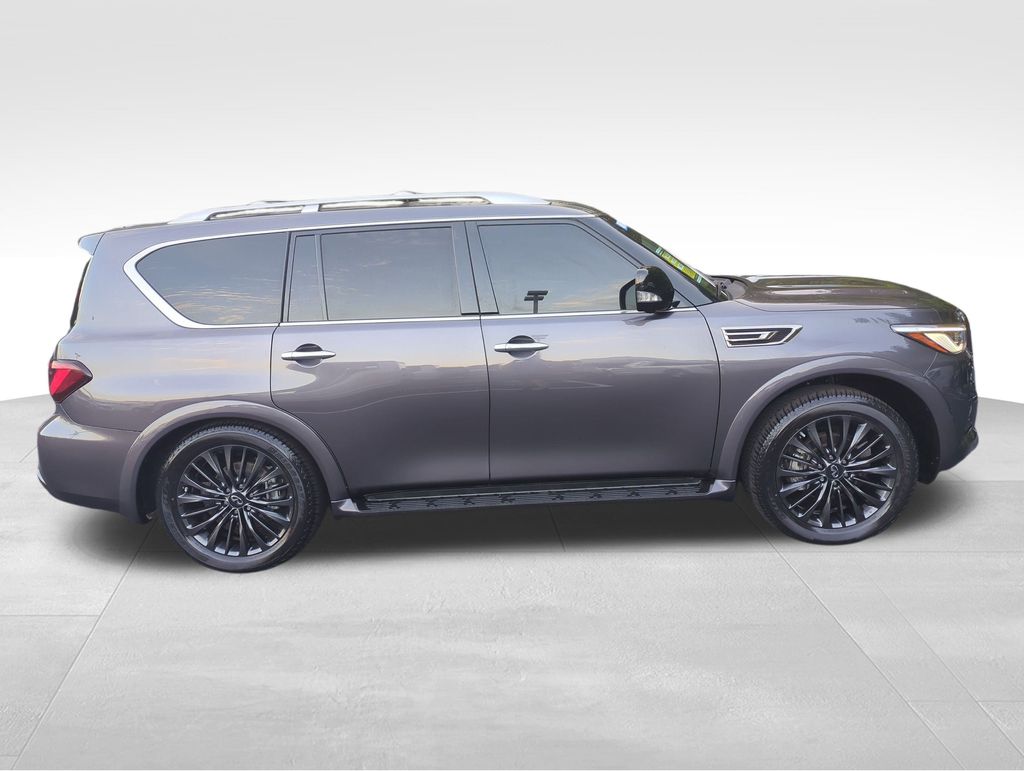 2022 Infiniti QX80 Premium Select photo 2