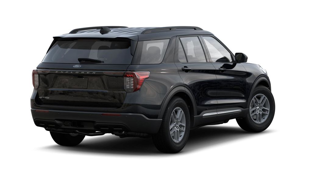 2025 Ford Explorer photo 3