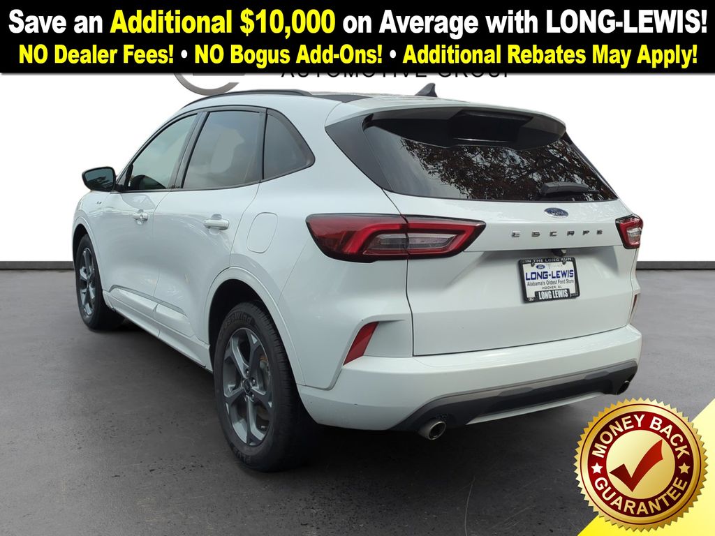 2023 Ford Escape ST-Line photo 3
