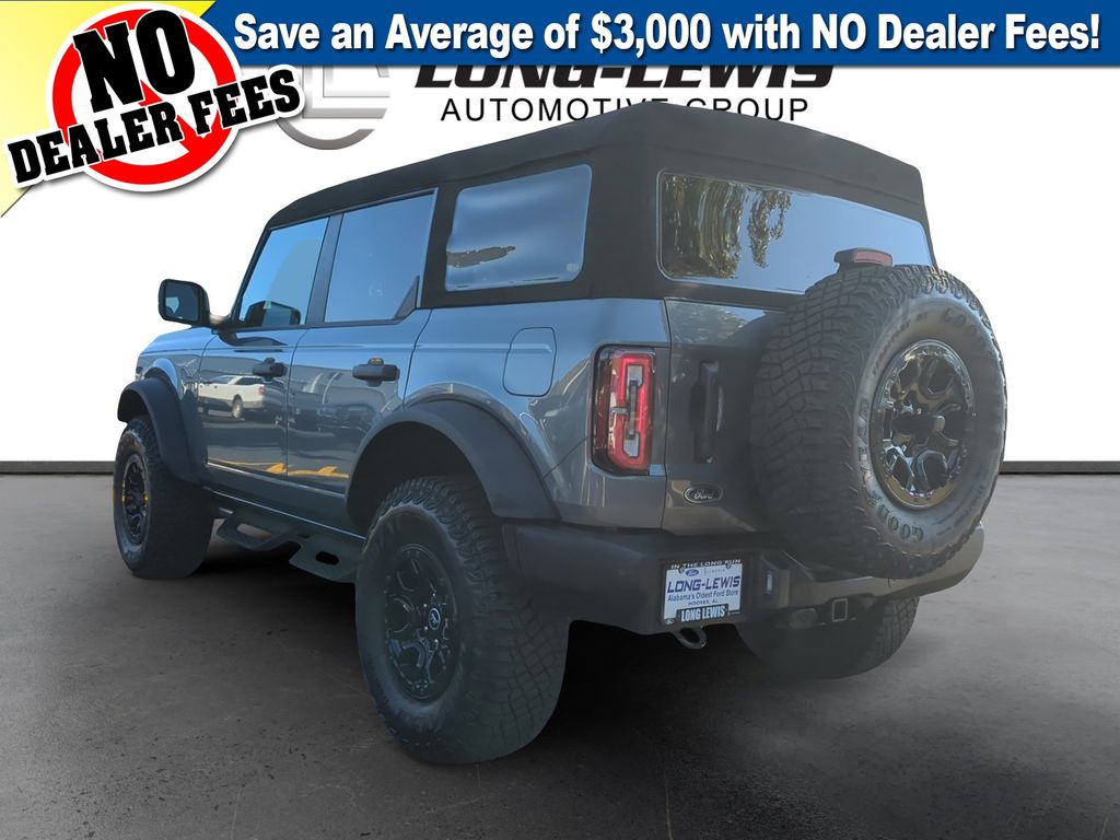 2024 Ford Bronco Wildtrak photo 2