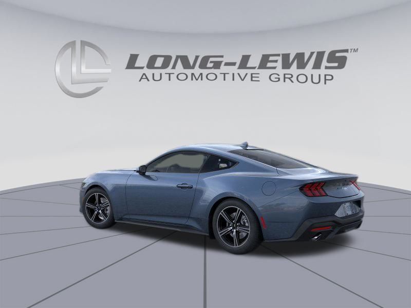 2025 Ford Mustang EcoBoost photo 4