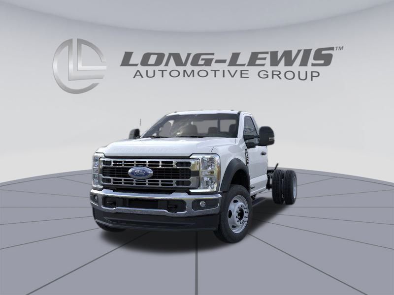 2026 Ford F-450 photo 2