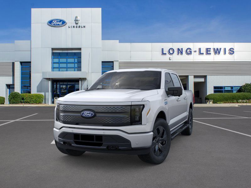 2025 Ford F-150 Lightning photo 2