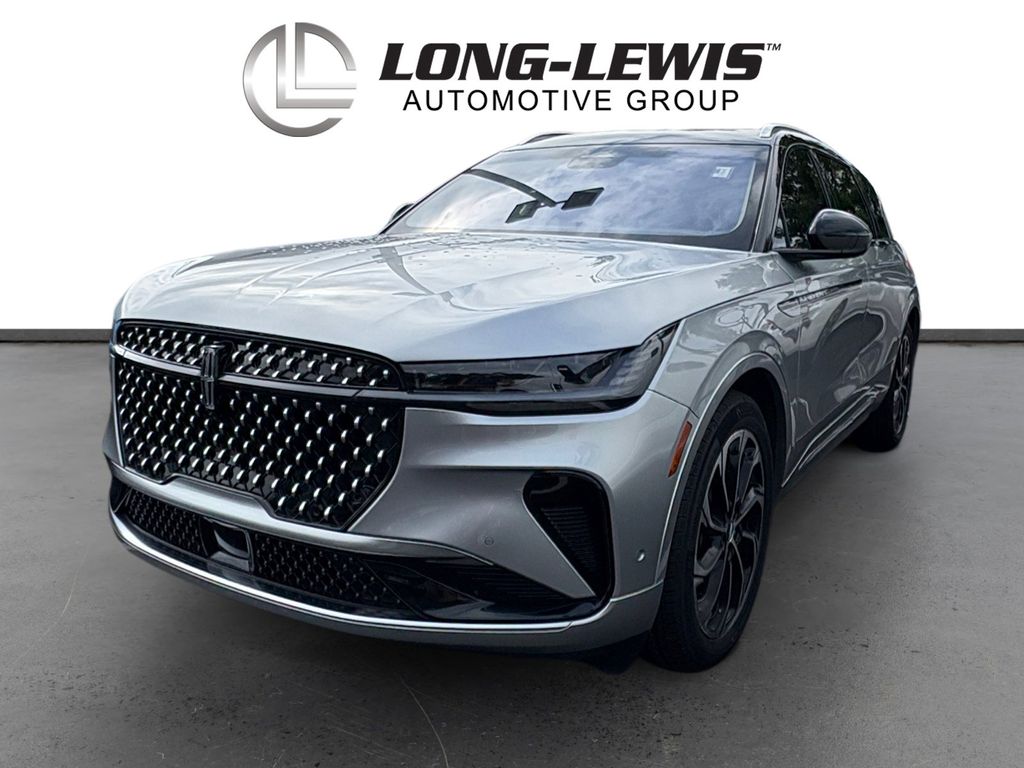 2024 Lincoln Nautilus Reserve AWD's photo
