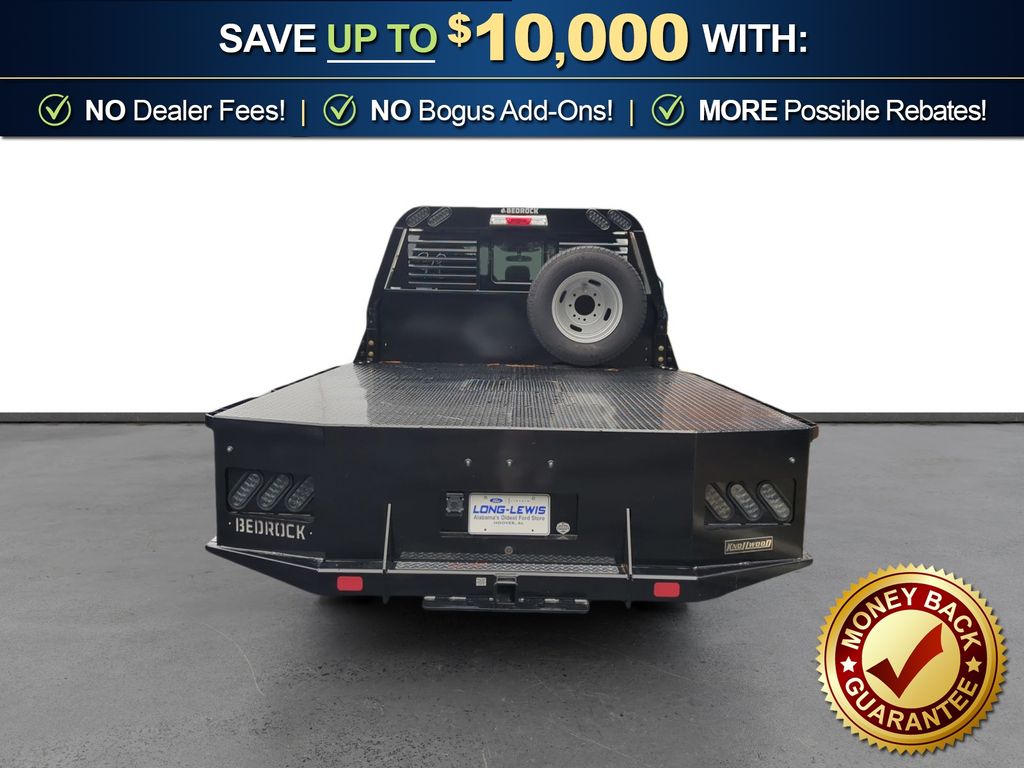 2026 Ford F-350 Super Duty Chassis Cab XL - Photo 5