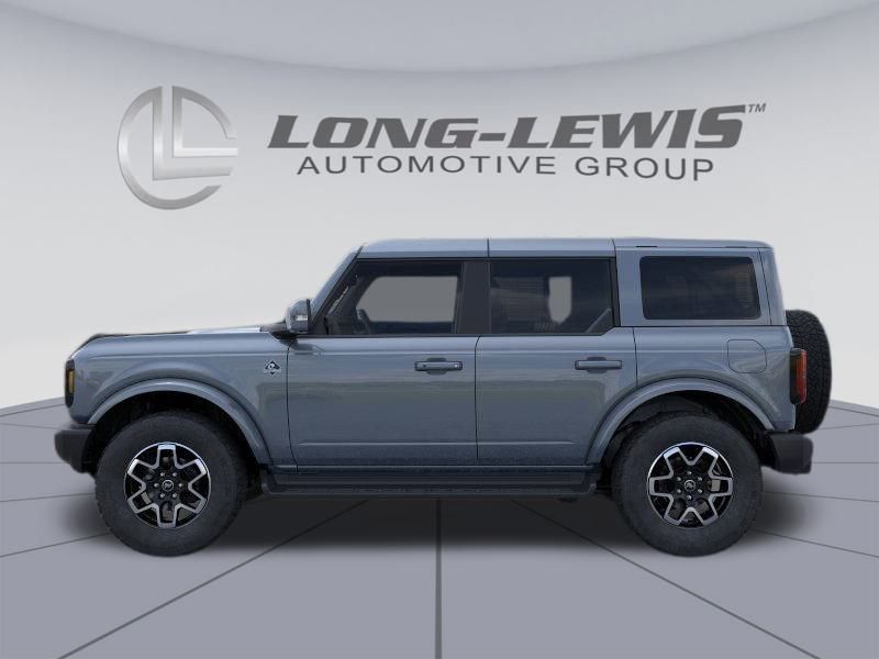 2025 Ford Bronco Outer Banks photo 2