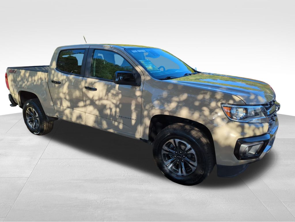2022 Chevrolet Colorado Z71 photo 3