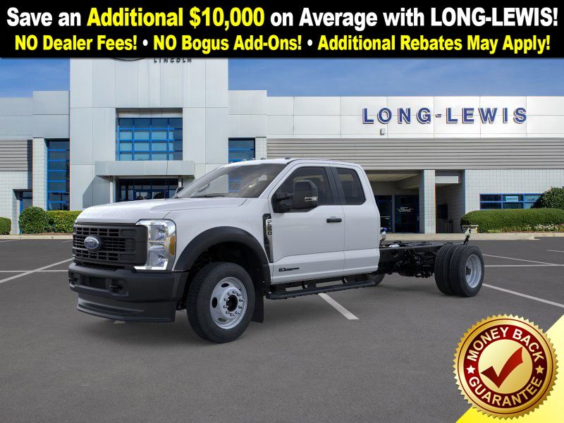 2026 Ford F-550 Super Duty Chassis Cab XL's photo