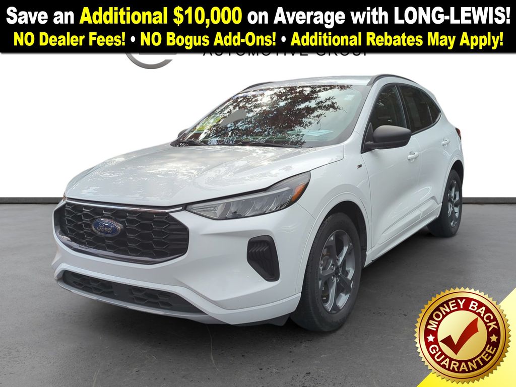 2023 Ford Escape ST-Line's photo